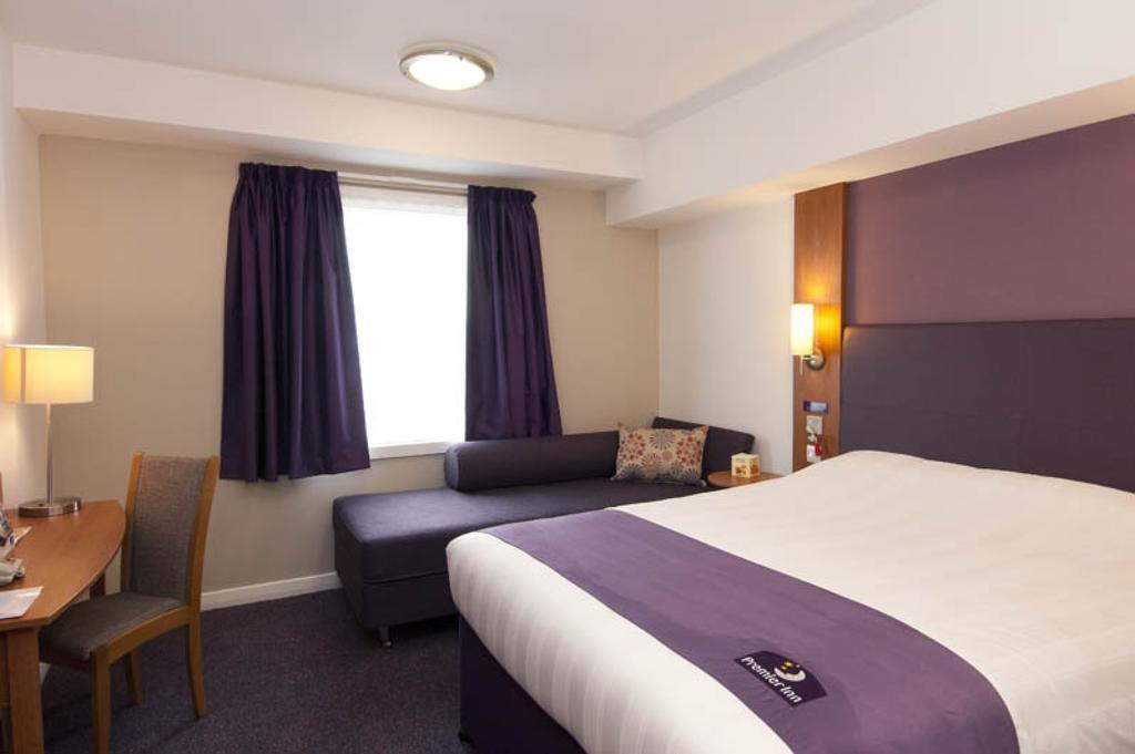 Premier Inn London Croydon South - A212 Chambre photo