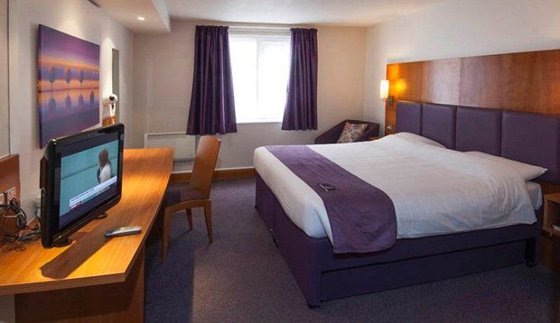 Premier Inn London Croydon South - A212 Extérieur photo